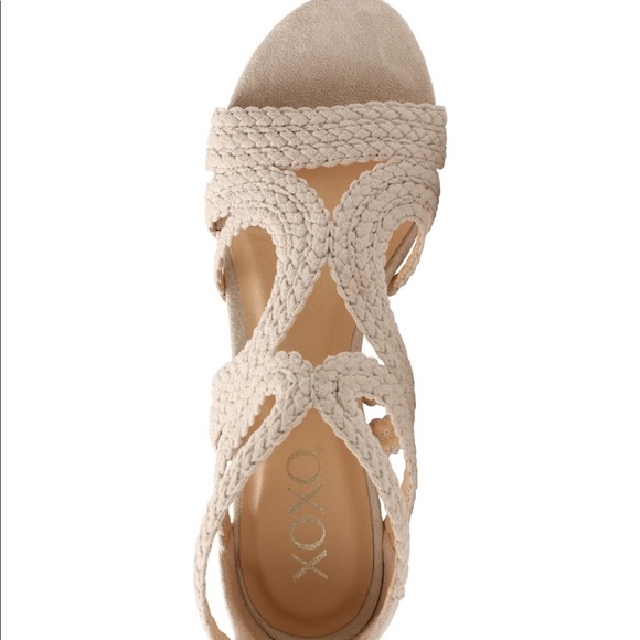 NEW XOXO Sampson Strappy Wedge Sandals - Picture 4 of 7
